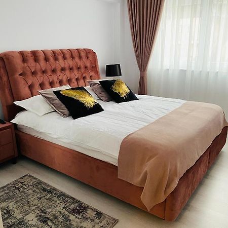 Luxury Queen Câmpulung Moldovenesc Εξωτερικό φωτογραφία